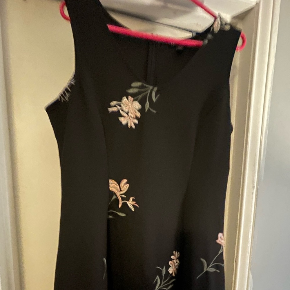 Used like New Roz&Ali fit and flare dress